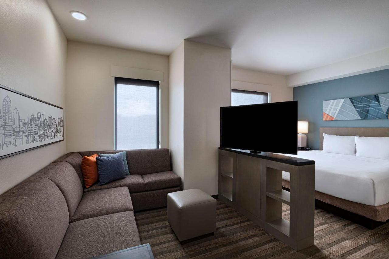 Hyatt House Carlsbad Hotel Екстериор снимка
